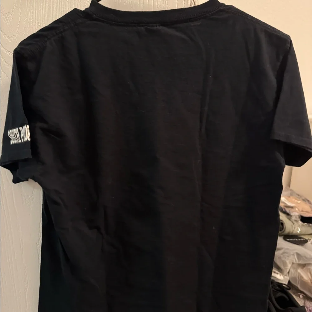 Supreme Black and Red Short Sleeve Tee with Graphic Design - Picture 2 of 2